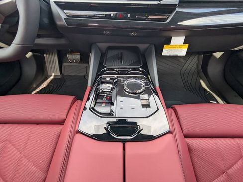 New 2026 BMW 530i xDrive w/ Executive Package image 18