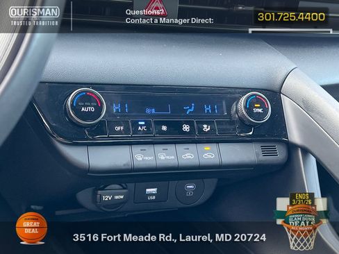 Used 2025 Hyundai Elantra Sport image 14