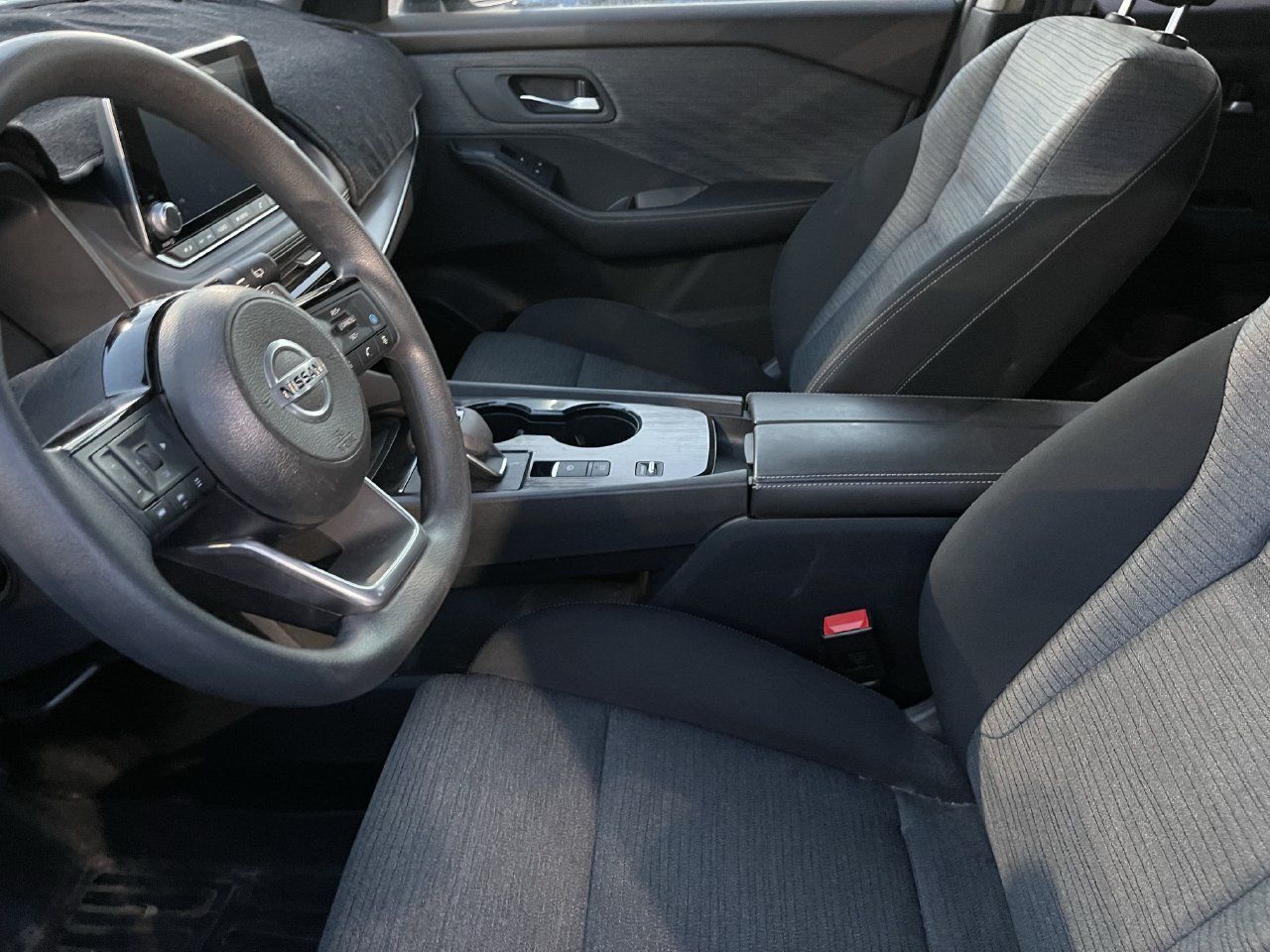 Used 2021 Nissan Rogue SV FWD image 10