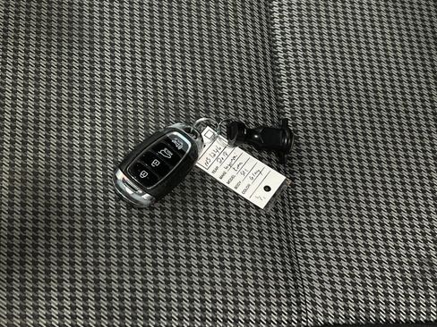 Used 2018 Hyundai Kona SEL image 35