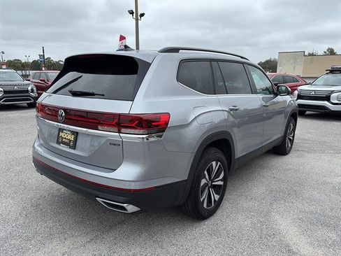Certified 2025 Volkswagen Atlas SE AWD/4WD image 6