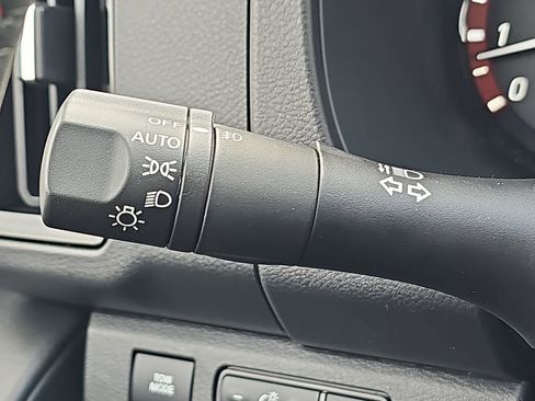 New 2026 Nissan Frontier PRO-4X w/ Pro-4x Convenience Package AWD/4WD image 29