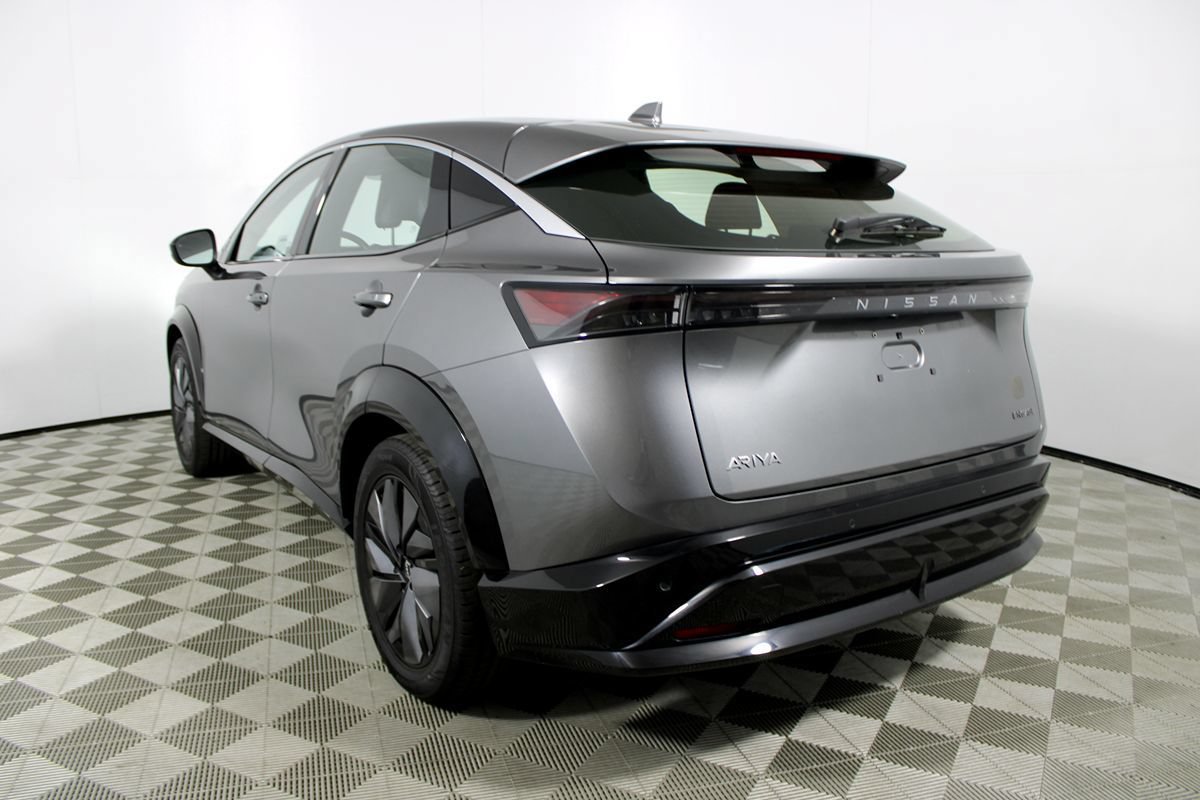 Used 2023 Nissan Ariya FWD image 28