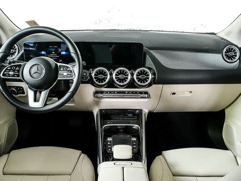 Used 2022 Mercedes-Benz GLA 250 image 24