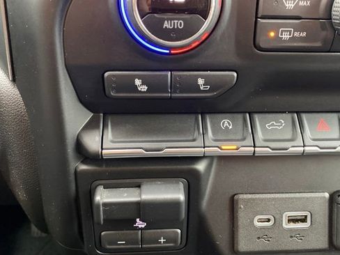 Certified 2019 Chevrolet Silverado 1500 RST image 14