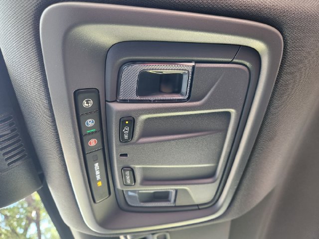 New 2026 Chevrolet Silverado 2500 Custom w/ Custom Value Package AWD/4WD image 26