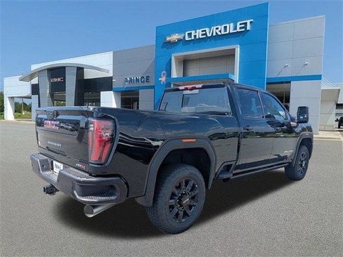 New 2025 GMC Sierra 2500 AT4 w/ AT4 Premium Plus Package image 6