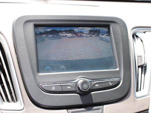 Used 2016 Chevrolet Malibu LS FWD image 16