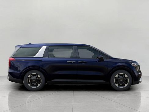 New 2026 Kia Carnival EX image 7