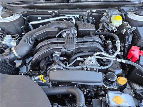 Used 2025 Subaru Outback Premium w/ Popular Package #1A image 17