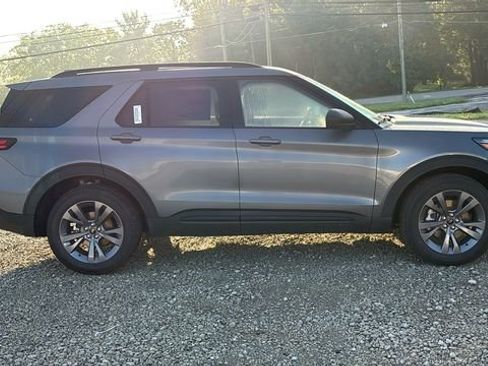 New 2026 Ford Explorer Active w/ Active Comfort Package AWD/4WD image 28