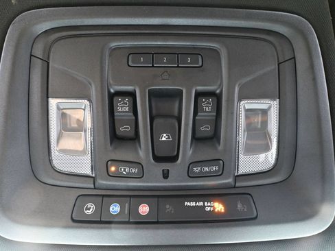 Used 2022 GMC Sierra 2500 AT4 w/ AT4 Premium Plus Package AWD/4WD image 42