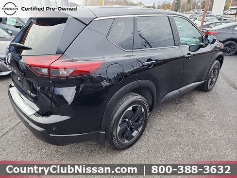 Certified 2024 Nissan Rogue SV image 8