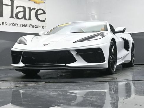 Used 2025 Chevrolet Corvette Stingray Preferred Conv w/ Z51 Performance Package RWD image 57