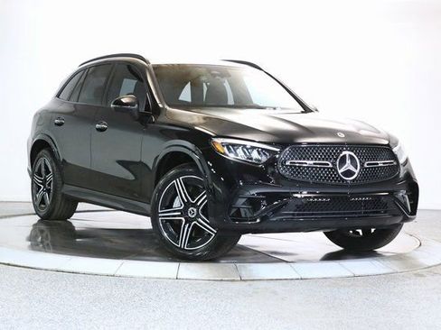 Certified 2025 Mercedes-Benz GLC 350e 4MATIC w/ AMG Line image 1