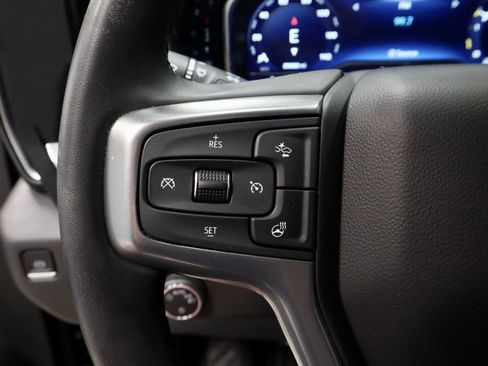 Used 2023 Chevrolet Silverado 1500 LT AWD/4WD image 29