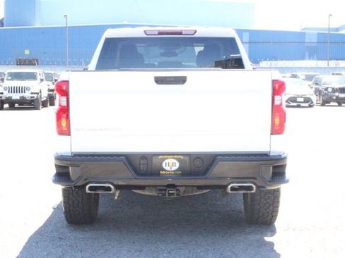 Used 2024 Chevrolet Silverado 1500 LT Trail Boss w/ Protection Package AWD/4WD image 4