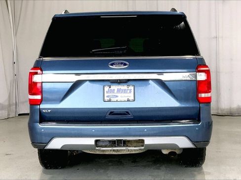 Used 2018 Ford Expedition Max XLT w/ Equipment Group 202A RWD image 4