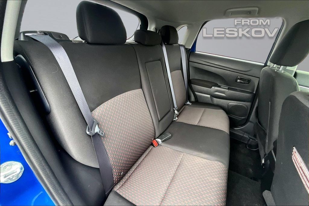 Used 2018 Mitsubishi Outlander Sport LE AWD/4WD image 26