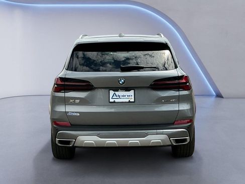 Used 2026 BMW X5 xDrive40i w/ Premium Package AWD/4WD image 4