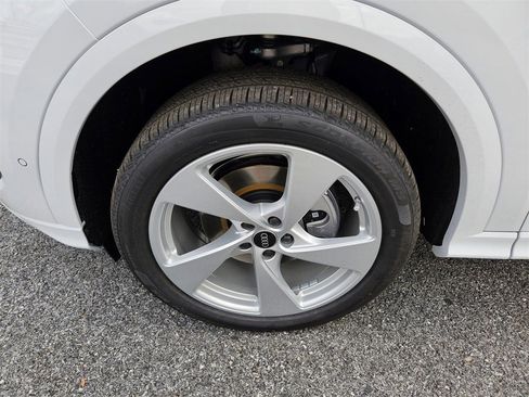 Used 2025 Audi Q5 Premium Plus image 24