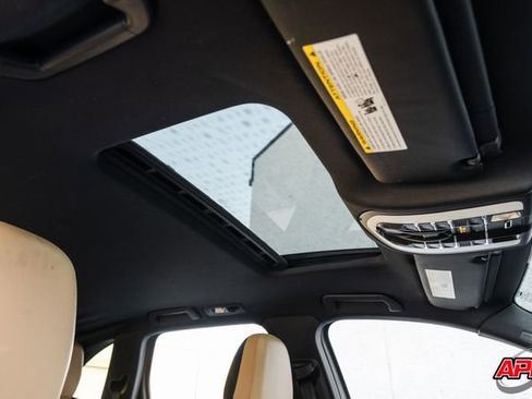 Used 2016 Porsche Cayenne image 30