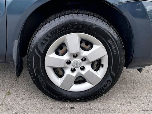 Used 2014 Nissan Rogue S w/ Convenience Package AWD/4WD image 11
