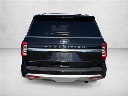 Used 2022 Ford Expedition Platinum AWD/4WD image 4