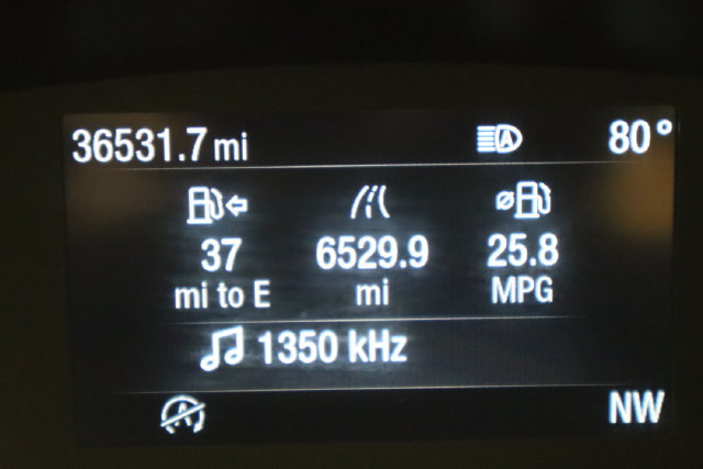 Used 2022 Ford Escape SE w/ Convenience Package FWD image 29