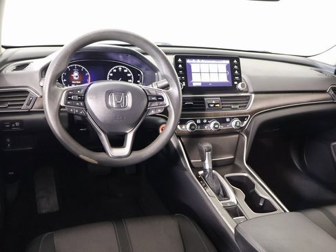 Used 2020 Honda Accord EX image 2