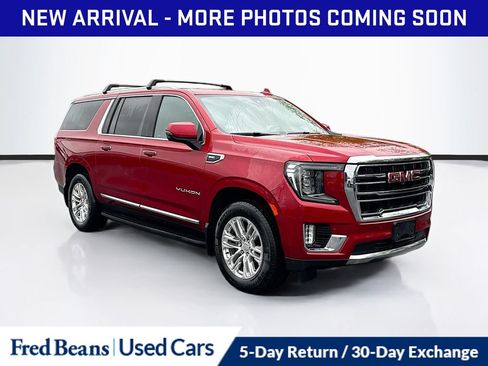 Used 2022 GMC Yukon XL SLT w/ SLT Luxury Package AWD/4WD image 1