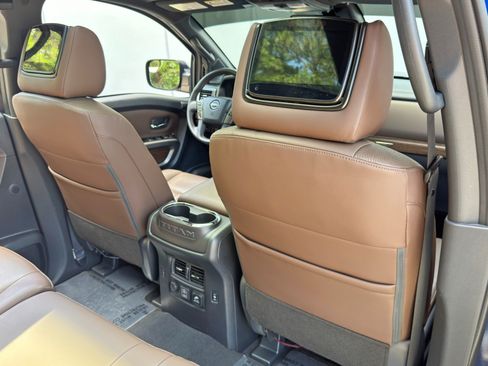 Used 2024 Nissan Titan Platinum Reserve w/ Moonroof Package AWD/4WD image 36