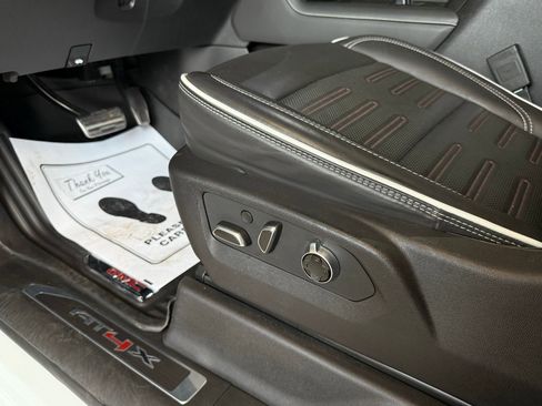 Used 2024 GMC Sierra 2500 AT4X image 50