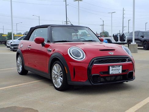 Used 2024 MINI Cooper S image 9