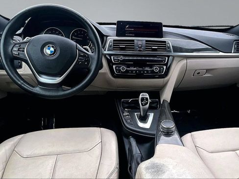 Used 2018 BMW 330i Gran Turismo xDrive w/ Premium Package AWD/4WD image 19