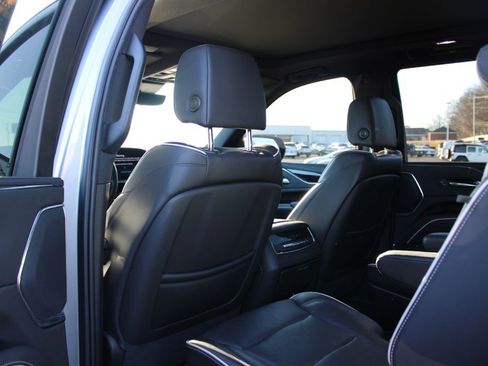 Used 2024 Cadillac Escalade Sport image 28