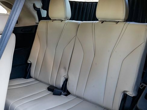 Used 2022 Acura MDX SH-AWD w/ Advance Package image 19