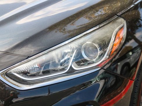 Used 2018 Hyundai Sonata SEL w/ Tech Package 02 image 10