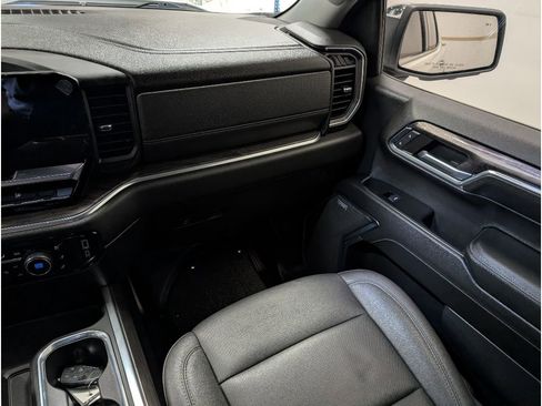 Used 2024 Chevrolet Silverado 1500 LTZ w/ Technology Package image 14