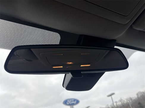 Used 2019 Toyota Tacoma SR image 25