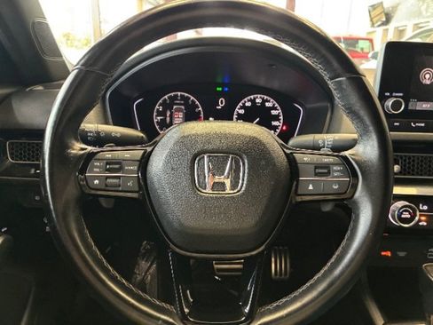 Used 2023 Honda Civic Sport image 17