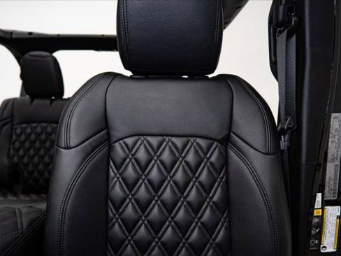 Used 2026 Jeep Wrangler Unlimited Sport image 24