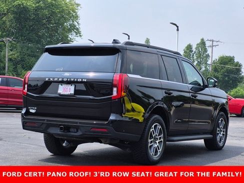 Certified 2025 Ford Expedition Active AWD/4WD image 5