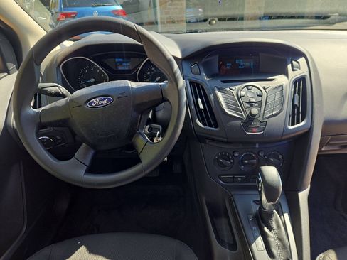 Used 2014 Ford Focus S FWD image 27