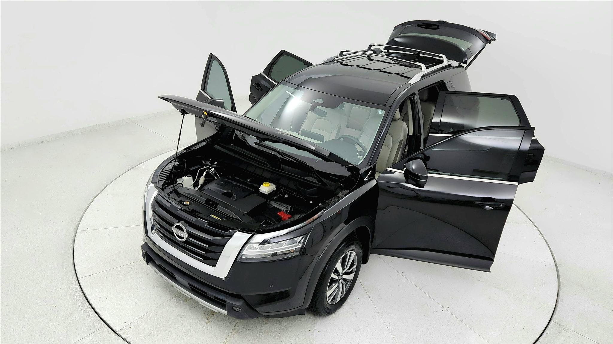 Used 2024 Nissan Pathfinder SL w/ Cargo Package FWD image 21