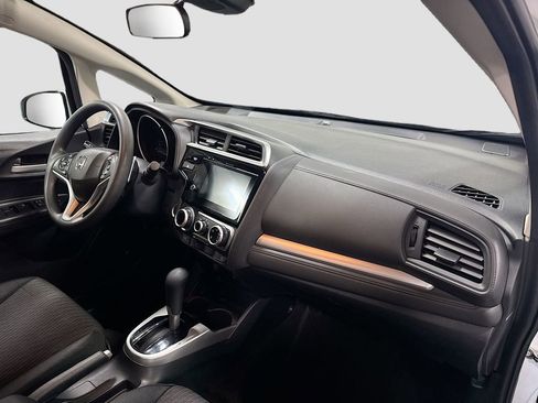 Used 2018 Honda Fit EX image 31