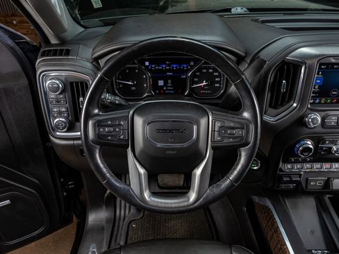 Used 2021 GMC Sierra 2500 Denali w/ Denali Black Diamond Edition image 16