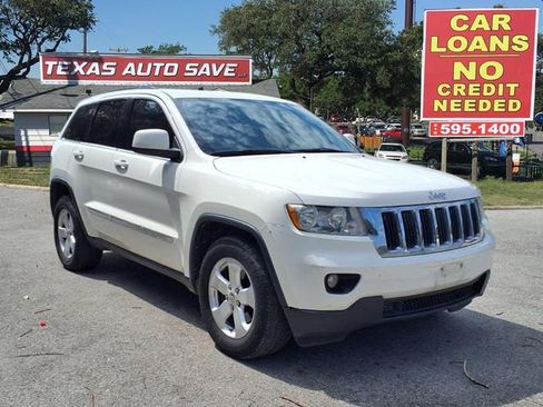 Used 2012 Jeep Grand Cherokee Laredo RWD image 1