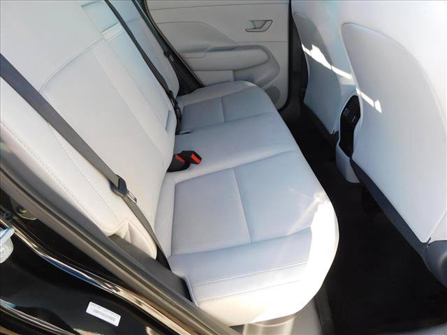 Used 2025 Hyundai Kona SEL FWD image 26
