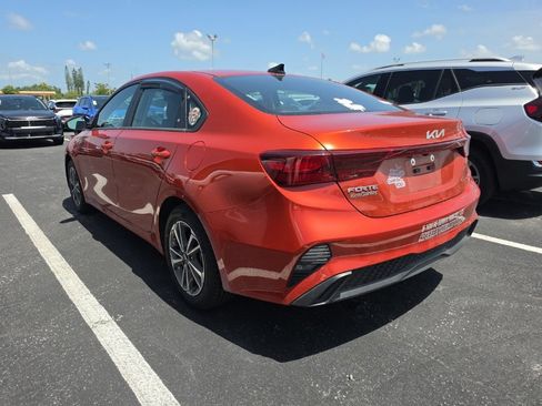 Certified 2023 Kia Forte LXS FWD image 11